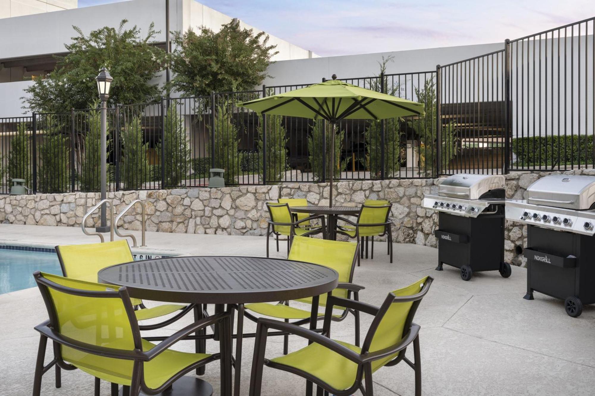 Springhill Worth Hotel
